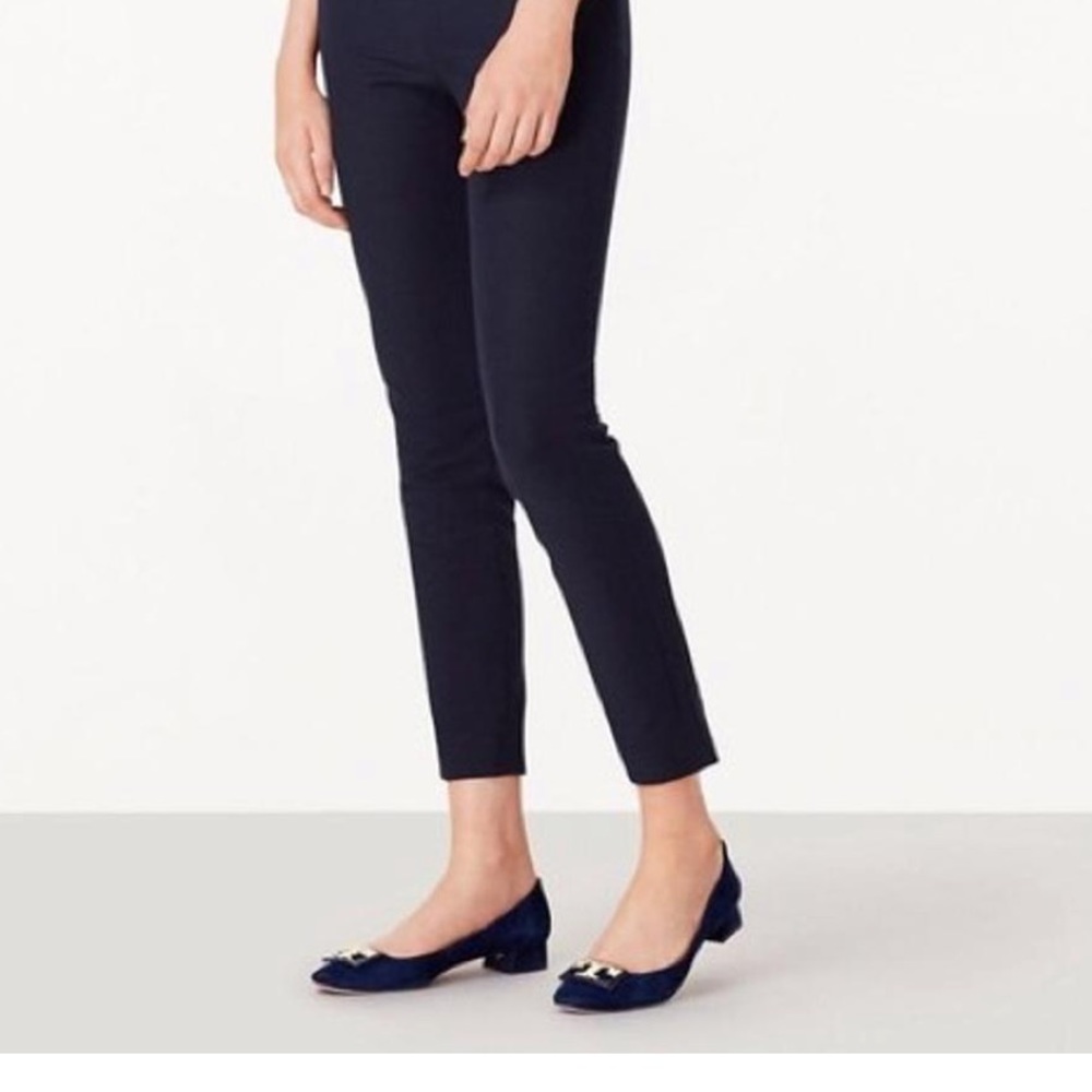 SOLD- Tory Burch Navy Gigi Logo Suede 25mm Pump - Picture 7 of 8